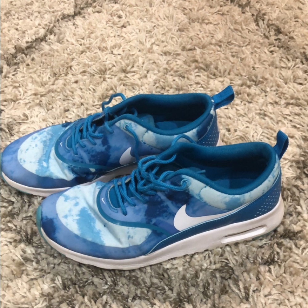 Nike shoes